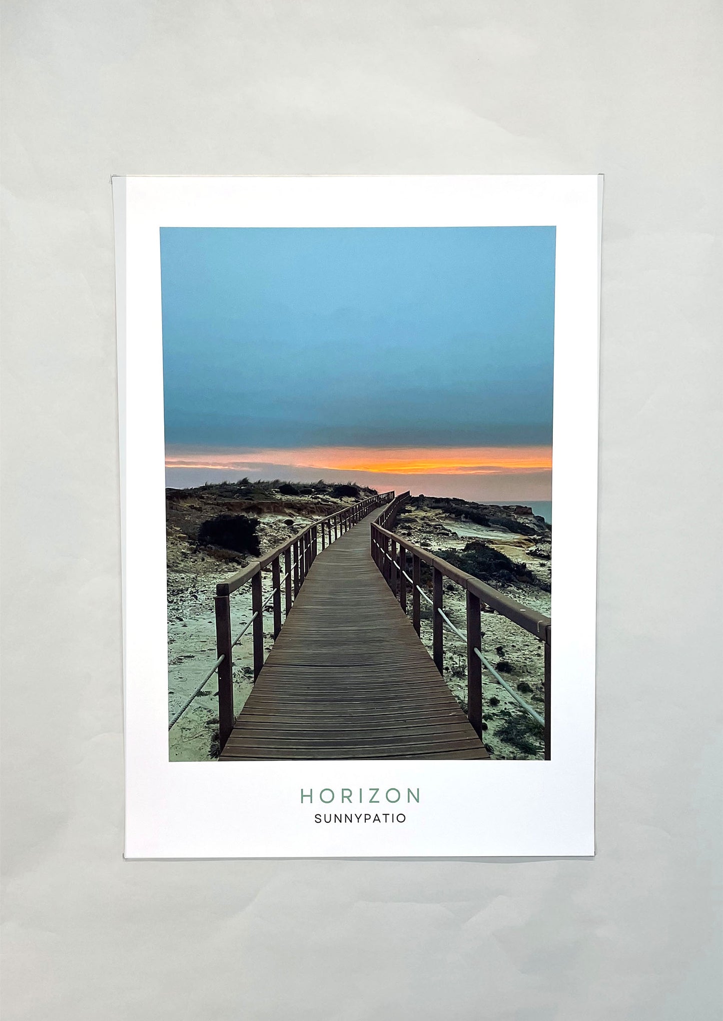 HORIZON - Walk into the Sunset